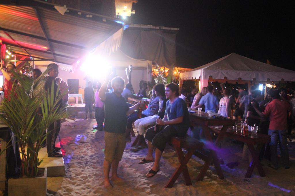 Samaya Beach Hotel Unawatuna Ngoại thất bức ảnh