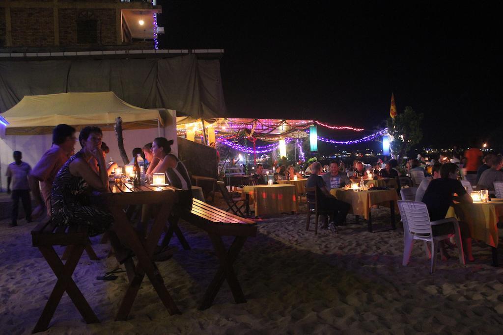 Samaya Beach Hotel Unawatuna Ngoại thất bức ảnh